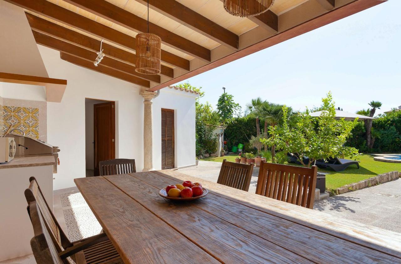 Casa Pont Roma, Garden And Pool In Villa *
